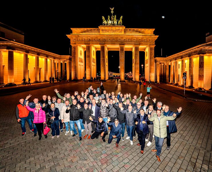 ISTMA Europe Meeting 2025 in Berlin — the Brandenburg Gate as the backdrop for a strong European network. (Source: VDWF)