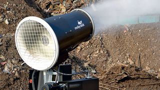 Staubbekämpfung mit „Moby Dick“ (Bild: Frutiger)