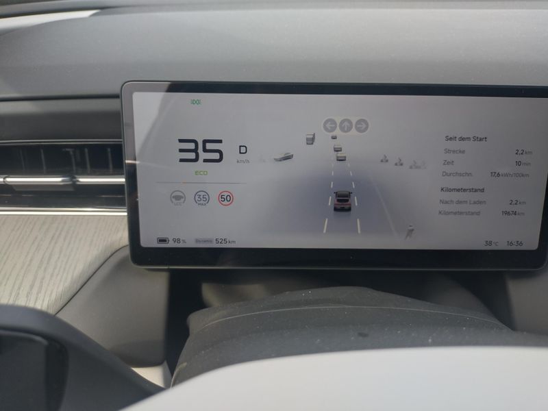 Autonomous driving systems in China will soon be subject to a new standard. Manufacturers will then have to prove their safe functionality.(Image:  Sven Prawitz/Vogel Communications Group)