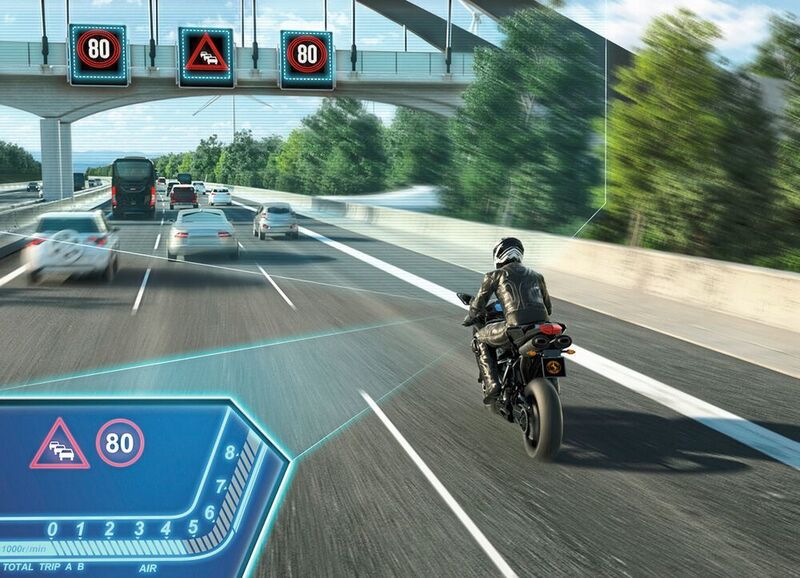 Verkehrszeichenerkennung: Eine Kamera erkennt Geschwindigkeitsbegrenzungen und der Fahrer wird über die maximal zulässige Geschwindigkeit informiert. (Continental)