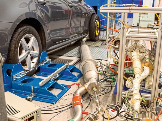 Lebensnah: Die Empa misst Emissionen am ganzen Auto. Lebensnah: Die Empa misst Emissionen am ganzen Auto.
