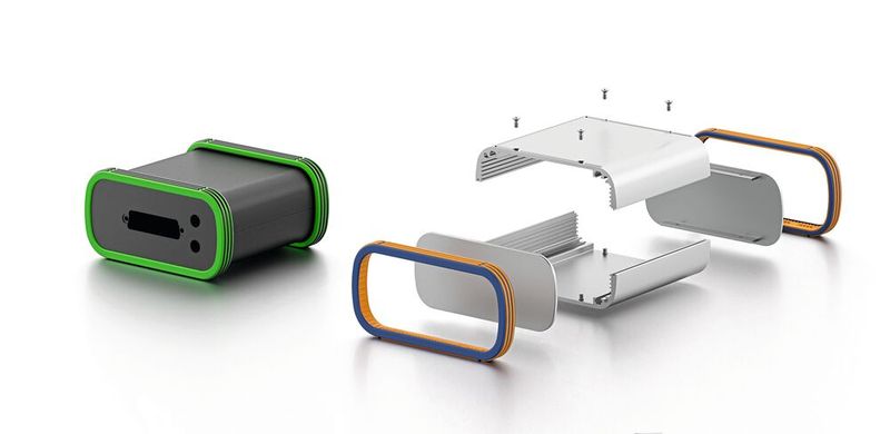 Bild 3:  Zur Abdeckung von Befestigungsschrauben dienen aufschiebbare Kunststoffrahmen. (Bild: Fischer Elektronik)