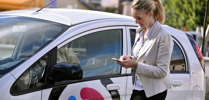 Carsharing ist hierzulande weiter auf dem Vormarsch. Doch die Verkehrswende haben die Angebote in deutschen Städten immer noch nicht eingeläutet.(Bild:  Stellantis)