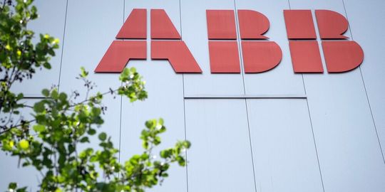ABB glaubt den Energieexperten, dass in den nächsten 24 Jahren der Strombedarf stark ansteigt. Dann sind spezielle Transformatorsysteme gefragt. Deshalb plant man die Übernahme von Specialtrasfo aus Italien ...(Bild:  ABB)