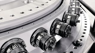 Die fast fertige Sicherheitskupplung, ein Ausschnitt während der letzten Montageschritte. (R+W)