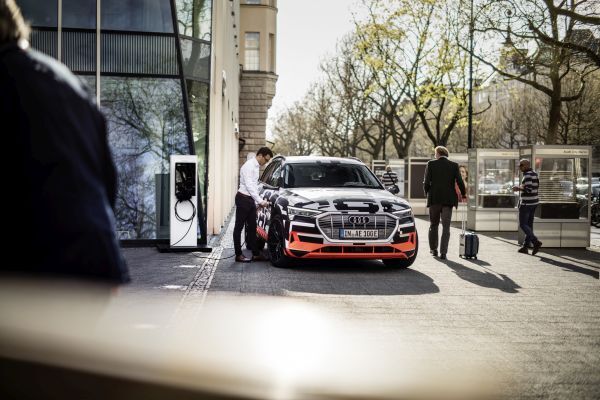 Audi e-tron-Prototyp: Audi City Berlin (Audi)