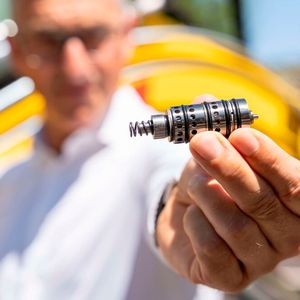 Im CPS-Hydraulikventil arbeiten vier dieser Schieber-Sitzventile.(Bild:  Pecksteiner/LCM)