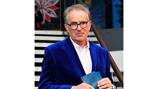 Burkhard Weller feierte doppeltes Jubiläum: 35 Jahre ist er Händler und zudem 60 Jahre alt geworden. (Foto: Wellergruppe)