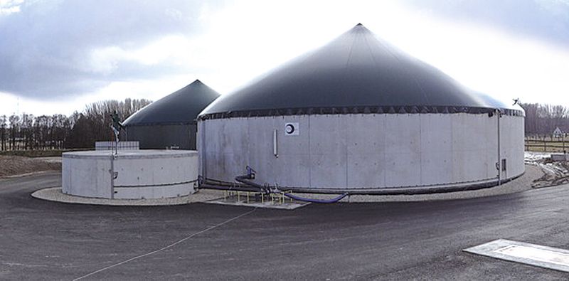 Es muss nicht immer Photovoltaik sein: Aus dieser Biogasanlage versorgt Boge seine Heizungsanlage. (Bild: Boge)