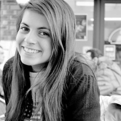 A new study shows that people are more likely to mimic smiles than other expressions — and that this unconscious mimicry makes smiling faces appear more attractive and trustworthy. (Source: free licensed)