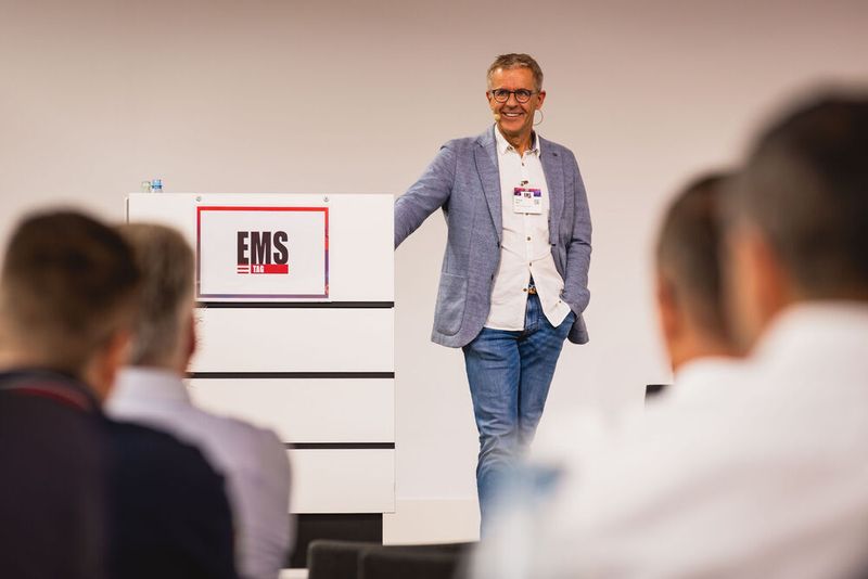 Impressionen vom 24. Würzburger EMS-Tag: Im Mittelpunkt standen aktuelle Branchenthemen, praxisnahe Impulse und insbesondere der persönliche Austausch innerhalb der EMS-Community. (Bild: Stefan Bausewein)
