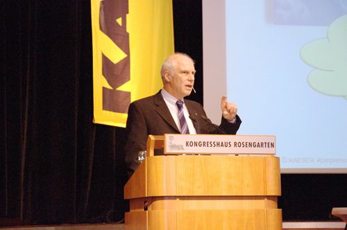 Dietrich Eberhardt, Kaeser-Vertriebsleiter Deutschland, warf ein Schlaglicht auf die Druckluftsituation in den Unternehmen. (Archiv: Vogel Business Media)