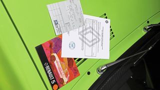 Eigner eines Renault-Oldtimers können nun auch zulassungsrelevante Herstellerdokumente beziehen. (Bild: Renault)