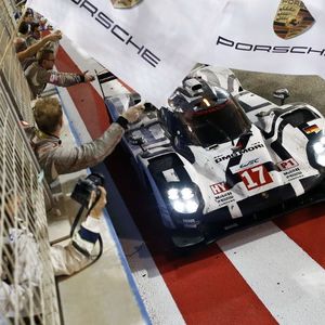 Porsche wird den 919 Hybrid technisch überarbeiten und als Evolutionsmodell vorstellen. Sein Debüt erhält das neue Fahrzeug beim WEC-Prolog am 25. März in Paul Ricard, Frankreich.