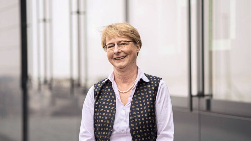 CEO bei Start-up: Die Robert Bosch GmbH hat einen neuen Produktbereich zur Kommerzialisierung von Quantensensoren gegründet. CEO des neu gegründeten Start-ups ist Dr. Katrin Kobe. Die promovierte Physikerin bringt mehr als 25 Jahre Managementerfahrung mit. (Bild: Robert Bosch GmbH)