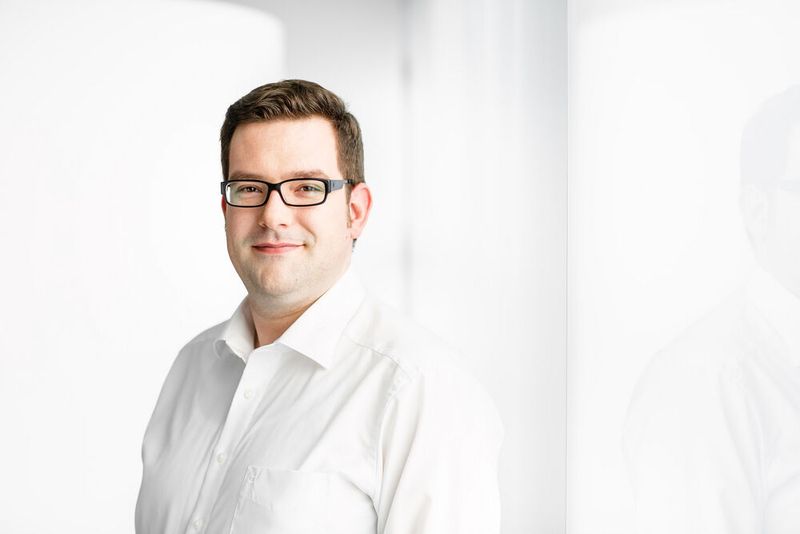 Über „Die Zukunft der Robotik im IoT-Zeitalter“ wird Dominik Bösl, Vice President Consumer Driven Robotics / Senior Corporate Innovation Manager bei Kuka, zahlreiche Ein- und Ausblicke geben. (Bild: Claus Brechenmacher & Reiner Baumann)