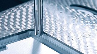 Leichtbauwerkstoffe wie CFK und GFK stellen besondere Anforderungen an die Fertigungstechnik. Beim „Expert Circle“-Seminar erläutern Experten, worauf es dabei zu achten gilt. (Hufschmied)