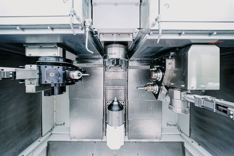 Dreh-Fräskombination Schuster F40 mit Messtaster TC61 von Blum.  (Bild: Blum)