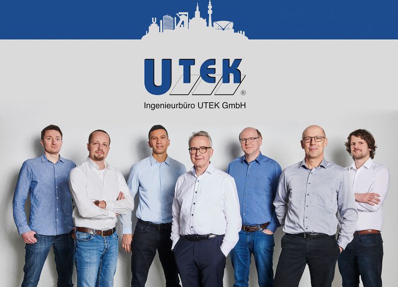 Die drei Utek-Gründer mit den Nachfolgern der Unternehmensführung (Bild: Markus Mielek / mielek.com)