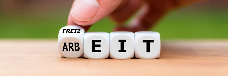 Arbeiten, um zu leben, oder leben, um zu arbeiten? Woran Sie Workaholism erkennen und was Sie dagegen tun können.(Bild:  ©Fokussiert - stock.adobe.com)