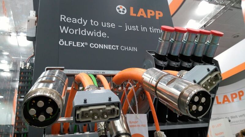 Am Stand von Lapp gibt es Lösungen für die elektrische Verbindungstechnik, wie die Ölflex Connect Chain.  (I.Stotz/elektrotechnik)