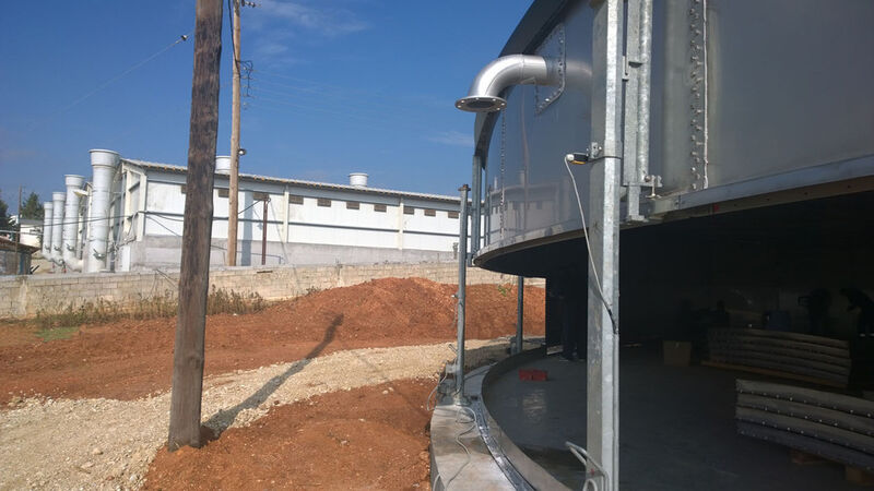 There is plenty of input material for biogas plants: A lot of agricultural waste in Greece remains unused. (Picture: Weltec Biopower)