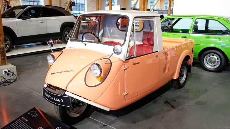 Der K 360 war der Nachfolger des ersten Lastendreirads „Mazda-Go“. Er wurde erstmals 1959 in Japan verkauft. Die Produktion endete 1969. Insgesamt wurden 280.000 Fahrzeuge produziert. (Bild: Dominsky/»kfz-betrieb«)
