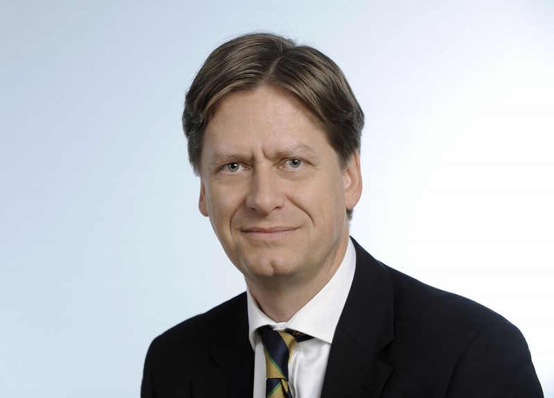 „Hier wird ein neuer Zulassungsapparat geschaffen, der durch die Vielzahl nicht aufeinander abgestimmter Änderungsanträge keine Logik in sich aufweist und keine zusätzliche Sicherheit bietet“, Tobias Weiler, Geschäftsführer des Branchenverbands Spectaris. (Bild: Spectaris)