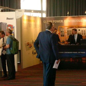 Abbildung 1: Reges Interesse an den Branchenneuheiten und –diskussionen zeigten die Besucher der Datacentres 2012 in Nizza