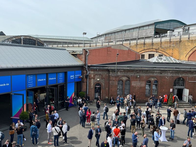 Zeit zum Netzwerken gab es auf dem AWS Summit auch reichlich. (Bild: Vogel IT-Medien)