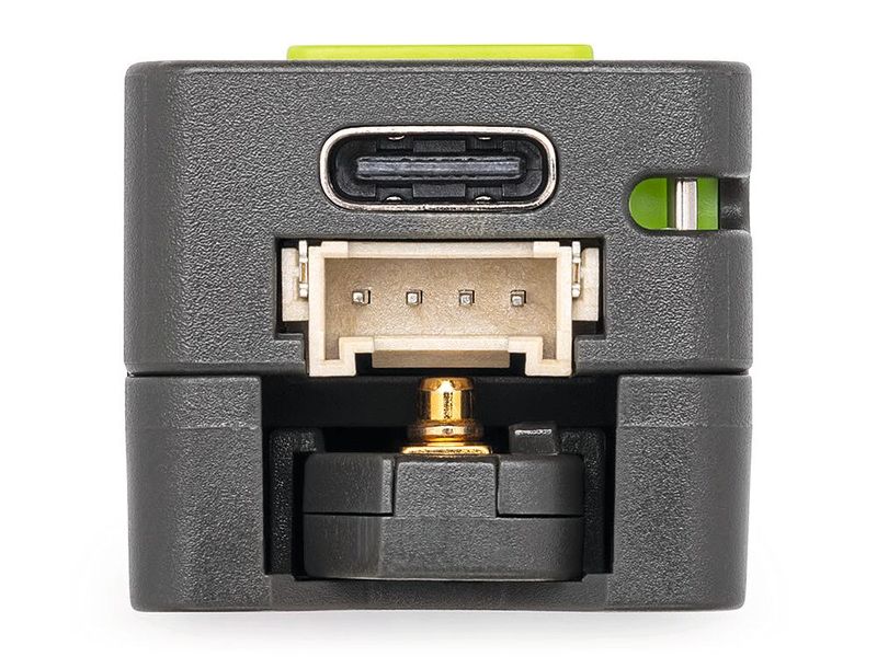 Arduino zeigt mit dem Nesso N1 ein kompaktes IoT-Kit, das den ESP32-C6 mit zusätzlichem Lora-Modul und mehreren Funkprotokollen in einem handlichen Gehäuse bündelt. (Bild: Arduino)