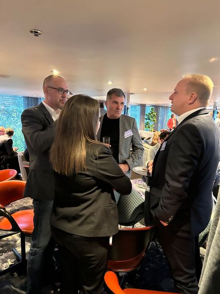 Dabei gab es reichlich Gegenheit zum Netzwerken und Austauschen.  (Bild: Vogel IT-Medien)