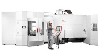 23-06-22-stoeber-ab-hermle-01 (Quelle: Hermle AG, Stöber Antriebstechnik GmbH + Co. KG)