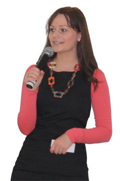 Daniela Peter studiert noch, ist bei Firmenveranstaltungen aber schon aktiv dabei. (Archiv: Vogel Business Media)