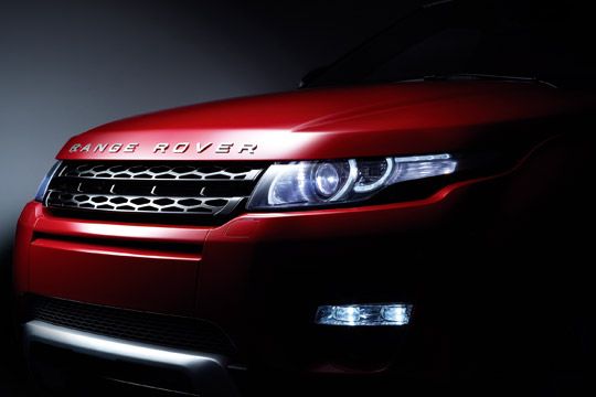 Unter der Haube arbeiten wahlweise zwei Diesel- und ein Benzinmotor mit jeweils vier Zylindern und 110kW/150 PS, 140 kW/190 PS oder 177 kW/240 PS. (Archiv: Vogel Business Media)