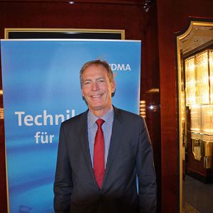 Dr. Jörg Friedrich, Abteilungsleiter Bildung beim VDMA: „Eine ganz andere Art der Ausbildung brauchen wir sicherlich nicht. Vielmehr geht es darum, flexibel zu bleiben und sich dem Markt anzupassen.“