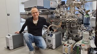 dr-zielasek-spektrometer-uhv-system-vacuu--pure-1200x800 (Universität Bremen)