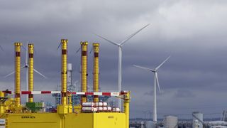 Mit der erfolgreichen Installation der BorWin2-Offshore-Plattform ist der deutsche Offshore-Netzausbau einen großen Schritt vorangekommen. (Siemens AG)