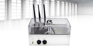 Mit Factbird in Verbindung mit Omron-Steuerungen können Hersteller Fertigungsdaten sammeln und analysieren. (Bild: Omron)