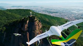 Der Lieferdrohnenhersteller Wingcopter und Synerjet haben jetzt die Unterzeichnung einer strategischen Partnerschaft bekannt gegeben. Synerjet darf das Flaggschiff (Bild) von Wingcopter damit offiziell in Südamerika vertreiben. (Synerjet)