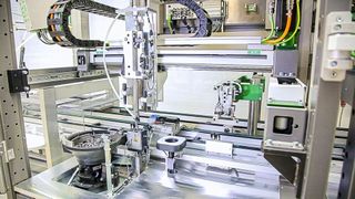 Système Pick-and-Place de Deprag. (Deprag Schulz GmbH)