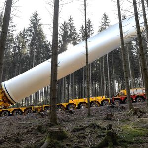Anspruchsvolle Steigungen inklusive: Innerhalb des Windparks müssen Steigungen von bis zu 16 Prozent bewältigt werden – eine besondere Herausforderung für Transporttechnik und Fahrer.(Bild:  TII-Group)