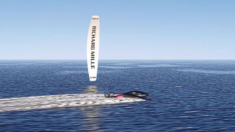 Damit das Wasser bei extremen Geschwindigkeiten nicht zu kochen beginnt, sorgt eine spezielle Tragflügel-Konstruktion für Stabilität. Ein Kite-Drache zieht.  (SP80)