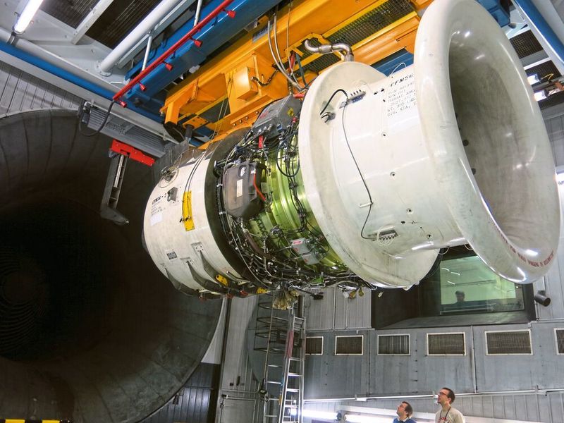 Turbine im Prüfstand (nicht in Betrieb). (Universität Bern /SR Technics Switzerland AG )