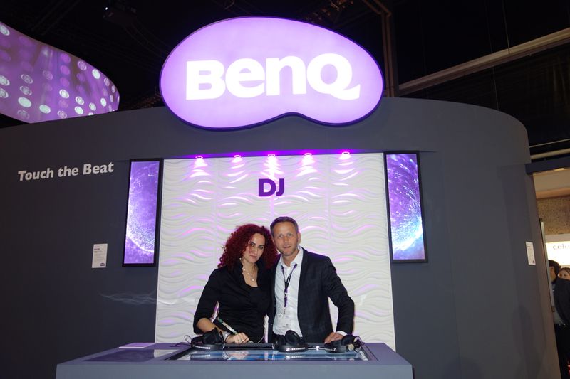 Besa, ITB und Guido Forsthövel, BenQ, finden immer den richtigen Sound (Bild: IT-BUSINESS)