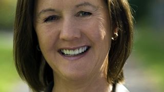 Die Autorin: Monika Heilmann, Trainerin, Coach und Autorin, unterstützt Unternehmen sowie Fach- und Führungskräfte in Fragen der Kommunikation und bei der Lösung von Konflikten im betrieblichen Alltag. (BusinessVillage)