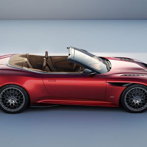 Alle Exemplare der Cabrio-Variante sind bereits ausverkauft.(Bild:  Aston Martin)