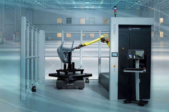 Mit der robotergestützten Inspektionszelle Presto von Hexagon sparen Qualitätssicherer viel Zeit bei der Bauteilprüfung. Letztlich verkürzt das automatische Messsystem die Zeit bis zur Markteinführung eines Produktes, wie der Hersteller betont. Mit der robotergestützten Inspektionszelle Presto von Hexagon sparen Qualitätssicherer viel Zeit bei der Bauteilprüfung. Letztlich verkürzt das automatische Messsystem die Zeit bis zur Markteinführung eines Produktes, wie der Hersteller betont.