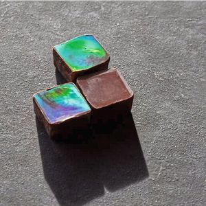 Strukturfarbe auf Schokolade