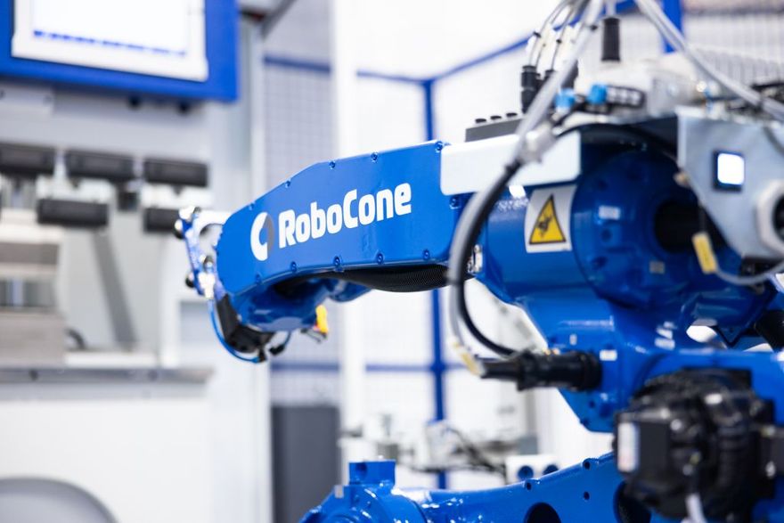 RoboCone Abkantpresse C9 mit Roboter_25.jpg (CoastOne Oy)